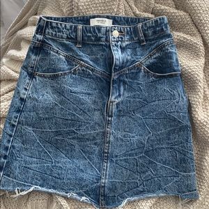 High wasted denim skirt